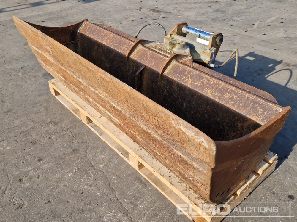 Lehnhoff 80" Hydraulic Tilt Ditching Bucket, S60 to suit 12-16 Ton Excavator - Kanál: 1 kép. Lehnhoff 80" Hydraulic Tilt Ditching Bucket, S60 to suit 12-16 Ton Excavator - Kanál: 1 kép.