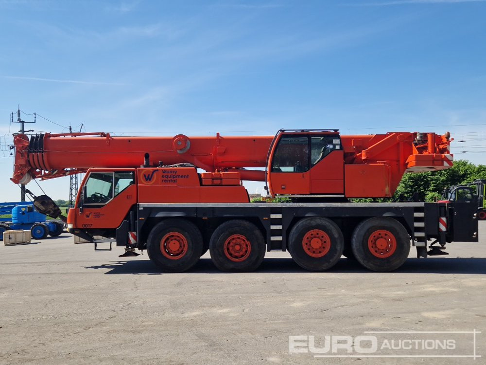 Liebherr LTM1060-2 - Autódaru: 2 kép. Liebherr LTM1060-2 - Autódaru: 2 kép.