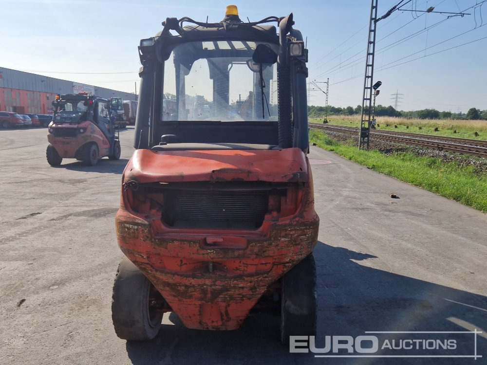 Linde H45D - Villás targonca: 4 kép. Linde H45D - Villás targonca: 4 kép.