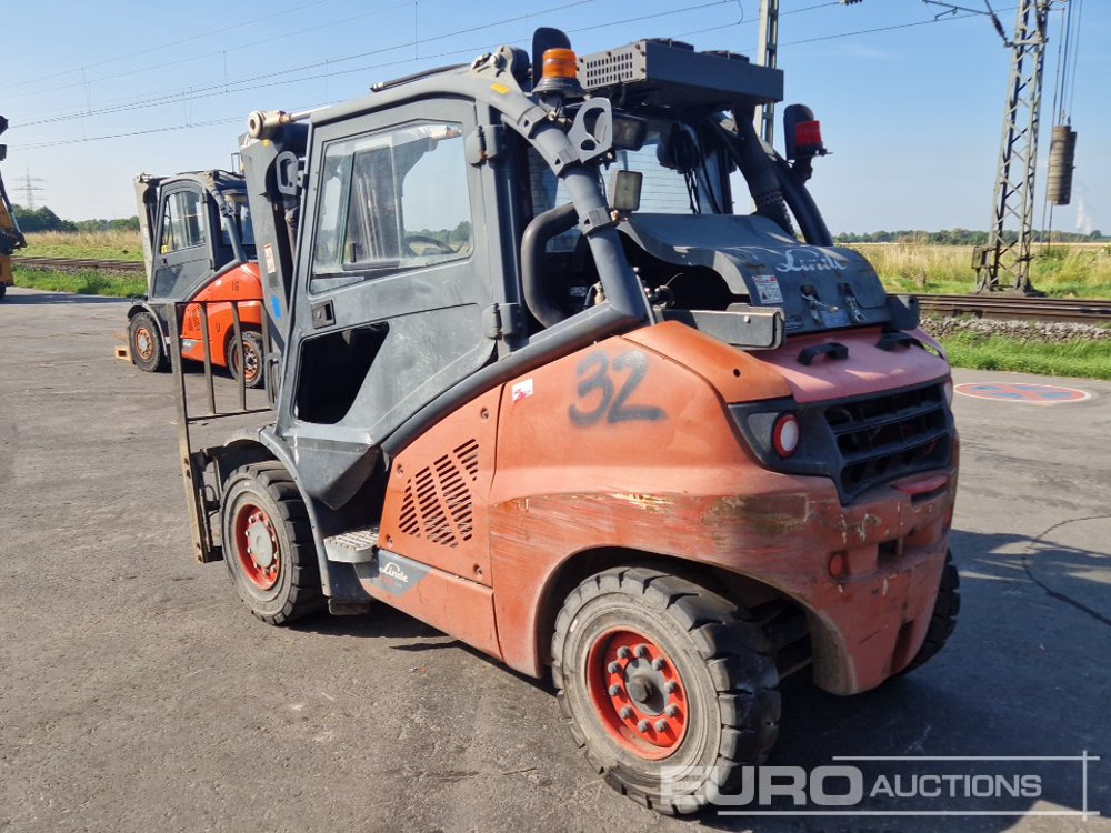 Linde H50T - Gázüzemű targonca: 3 kép. Linde H50T - Gázüzemű targonca: 3 kép.