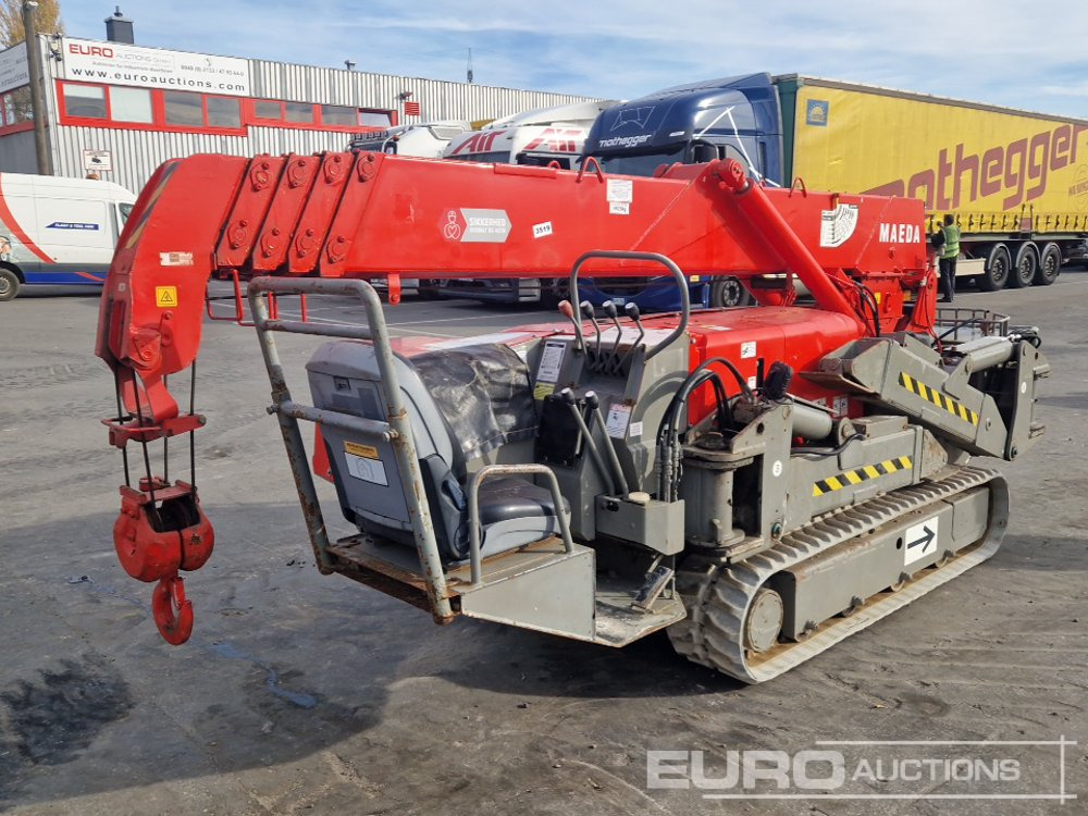 Maeda MC-305C - Mini daru: 5 kép. Maeda MC-305C - Mini daru: 5 kép.