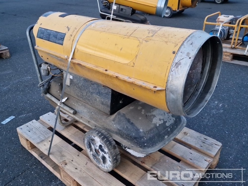 Master BV230 - Építőipari fűtőelem: 4 kép. Master BV230 - Építőipari fűtőelem: 4 kép.