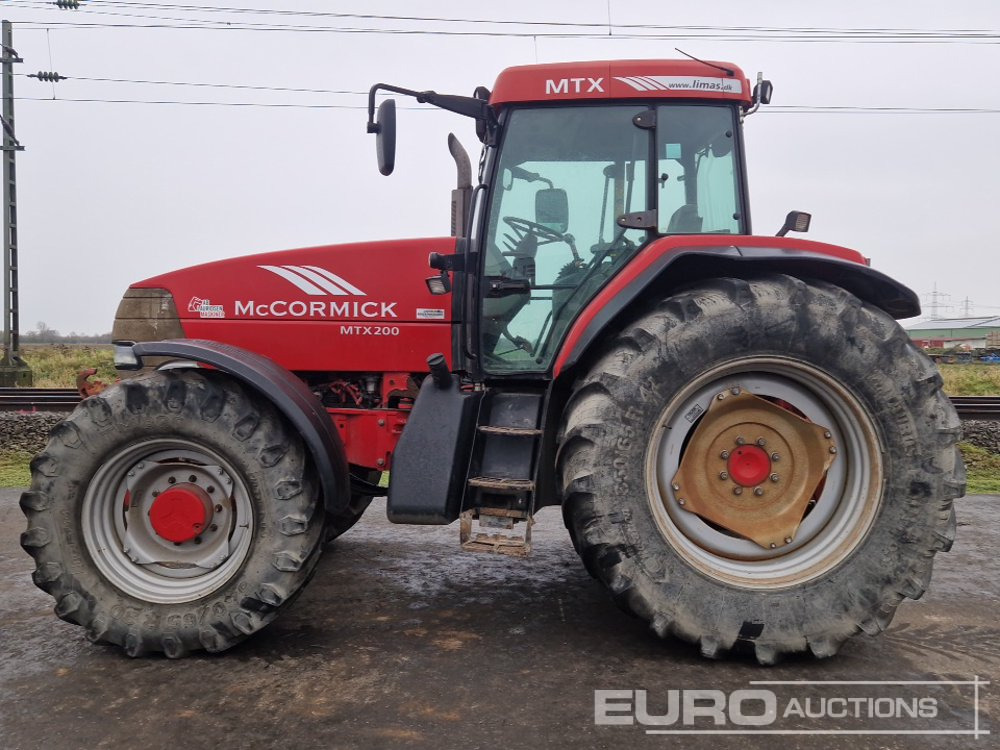 McCormick MTX200 - Traktor: 2 kép. McCormick MTX200 - Traktor: 2 kép.