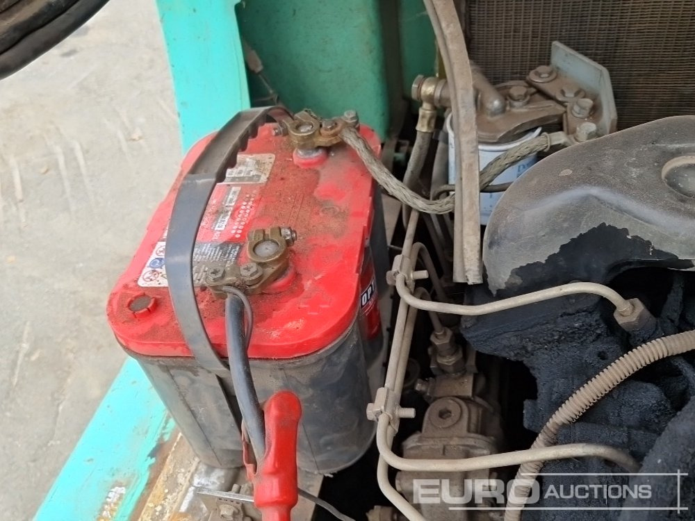 Villás targonca Mitsubishi FD20: 20 kép.