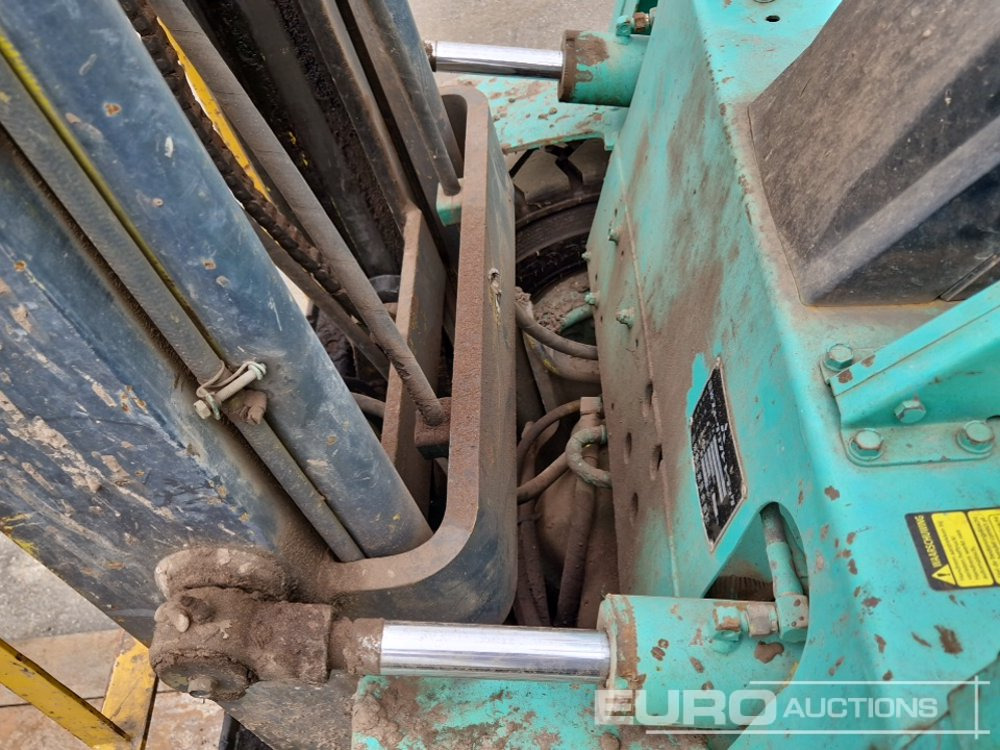 Villás targonca Mitsubishi FD20: 17 kép.