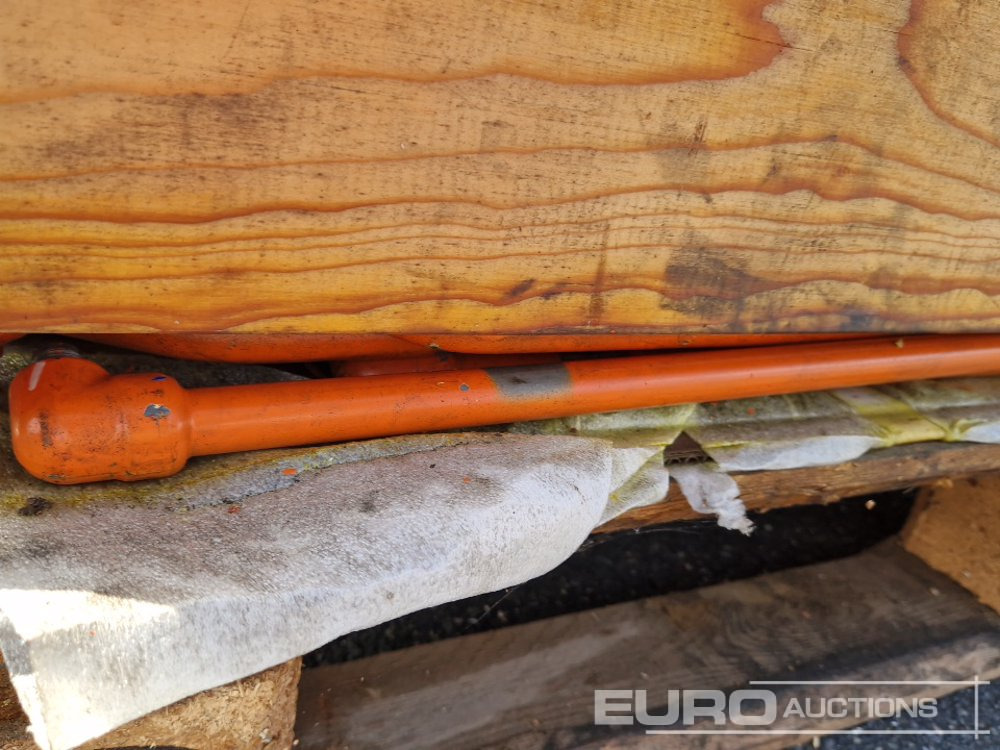 Pallet of Assorted C-Hammer Pipes to suit Hitachi Excavavtor - Motor: 4 kép. Pallet of Assorted C-Hammer Pipes to suit Hitachi Excavavtor - Motor: 4 kép.