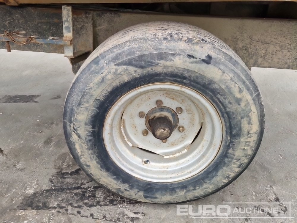 Platós pótkocsi REDK-65 Single Axle Trailer: 13 kép.