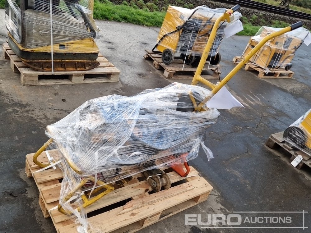 ROWRENCH P4 RKS Unirversal Petrol Powered Wrench, AX25 Concrete Poker (2 of), Husqvarna K770 Quick Cut Saw - Betonipari gép: 1 kép. ROWRENCH P4 RKS Unirversal Petrol Powered Wrench, AX25 Concrete Poker (2 of), Husqvarna K770 Quick Cut Saw - Betonipari gép: 1 kép.