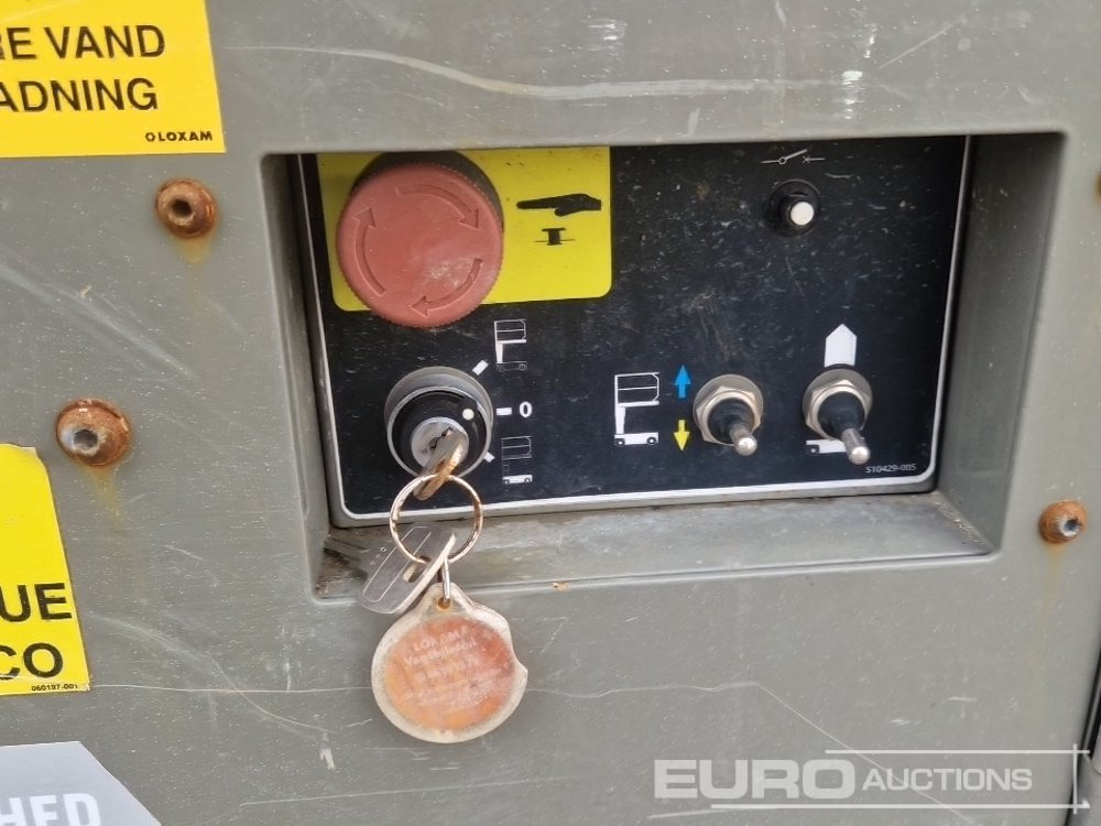 Oszlopos személyemelő Snorkel TM12-C-E: 15 kép.