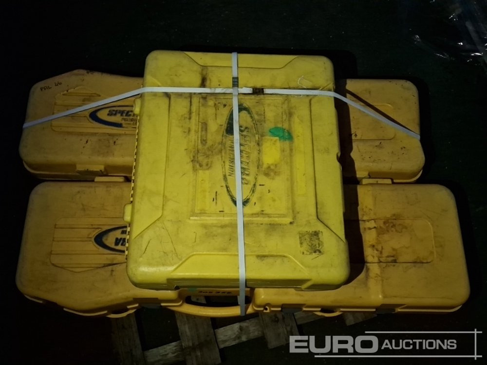 Spectra Rotary Laser - Építőipari berendezések: 5 kép. Spectra Rotary Laser - Építőipari berendezések: 5 kép.