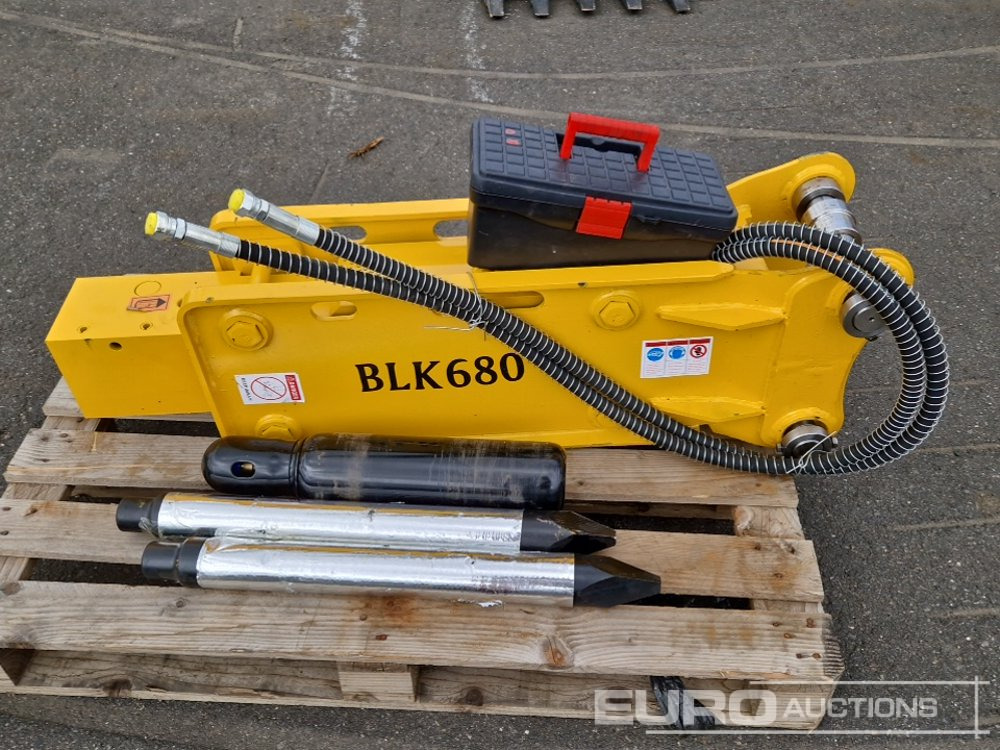 Unused 2025 BLK 680 - Hidraulikus törőfej: 1 kép. Unused 2025 BLK 680 - Hidraulikus törőfej: 1 kép.