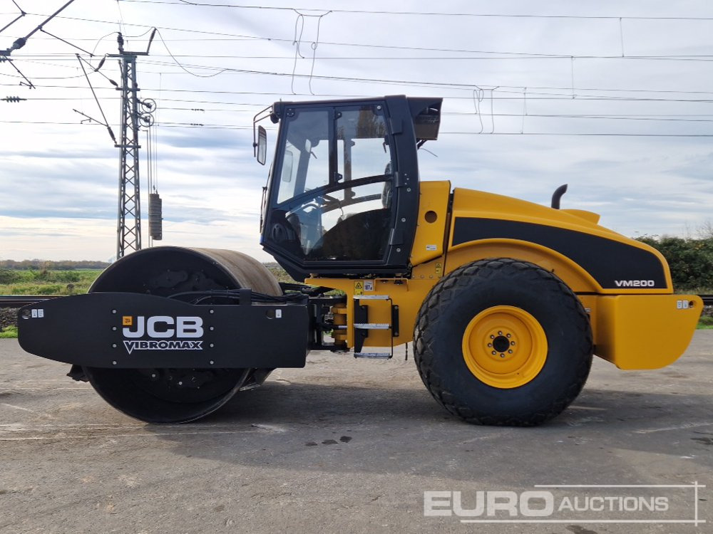 Unused 2025 JCB VM200D - Henger: 2 kép. Unused 2025 JCB VM200D - Henger: 2 kép.