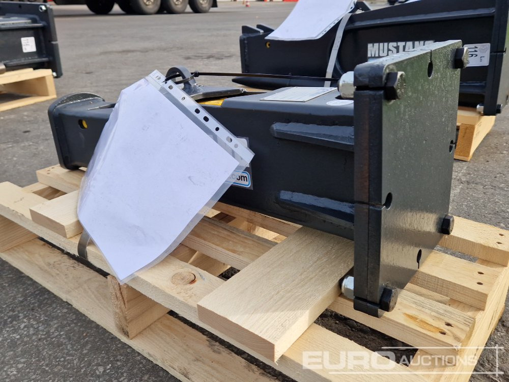 Unused 2025 Mustang HM100 - Hidraulikus törőfej: 2 kép. Unused 2025 Mustang HM100 - Hidraulikus törőfej: 2 kép.