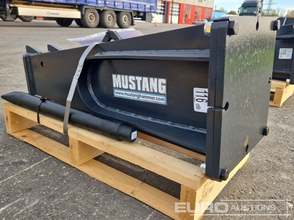 Unused 2025 Mustang HM202 - Hidraulikus törőfej: 4 kép. Unused 2025 Mustang HM202 - Hidraulikus törőfej: 4 kép.