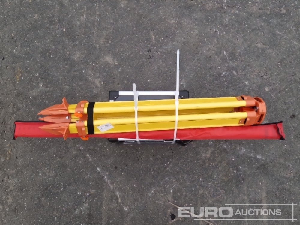 Unused 2025 SKLP Laser Level, Self-Levelling Rotary Laser Level with Batteries, Receiver, Tripod, Grade Rod - Garázs felszerelés: 5 kép. Unused 2025 SKLP Laser Level, Self-Levelling Rotary Laser Level with Batteries, Receiver, Tripod, Grade Rod - Garázs felszerelés: 5 kép.