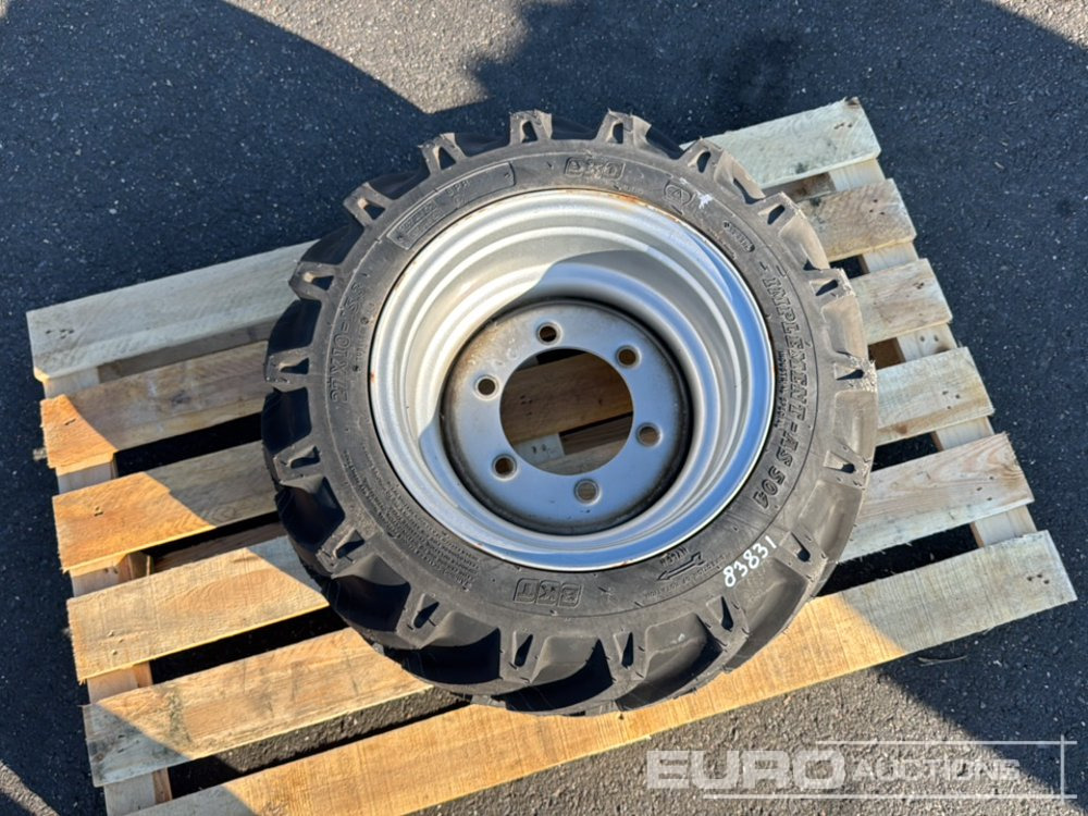 Unused BKT 27x10-15.3 Tyre & Rim (1 of) - Gumiabroncs: 5 kép. Unused BKT 27x10-15.3 Tyre & Rim (1 of) - Gumiabroncs: 5 kép.