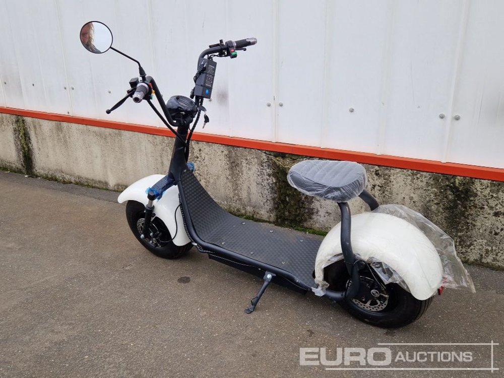 Unused Citycoco Electric Scooter - Golfkocsi: 3 kép. Unused Citycoco Electric Scooter - Golfkocsi: 3 kép.