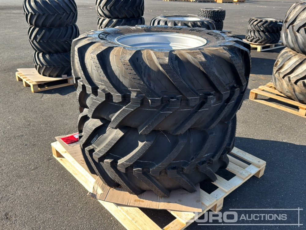 Unused Michelin 500/70R24 Tyre & Rim (2 of) - Gumiabroncs: 1 kép. Unused Michelin 500/70R24 Tyre & Rim (2 of) - Gumiabroncs: 1 kép.