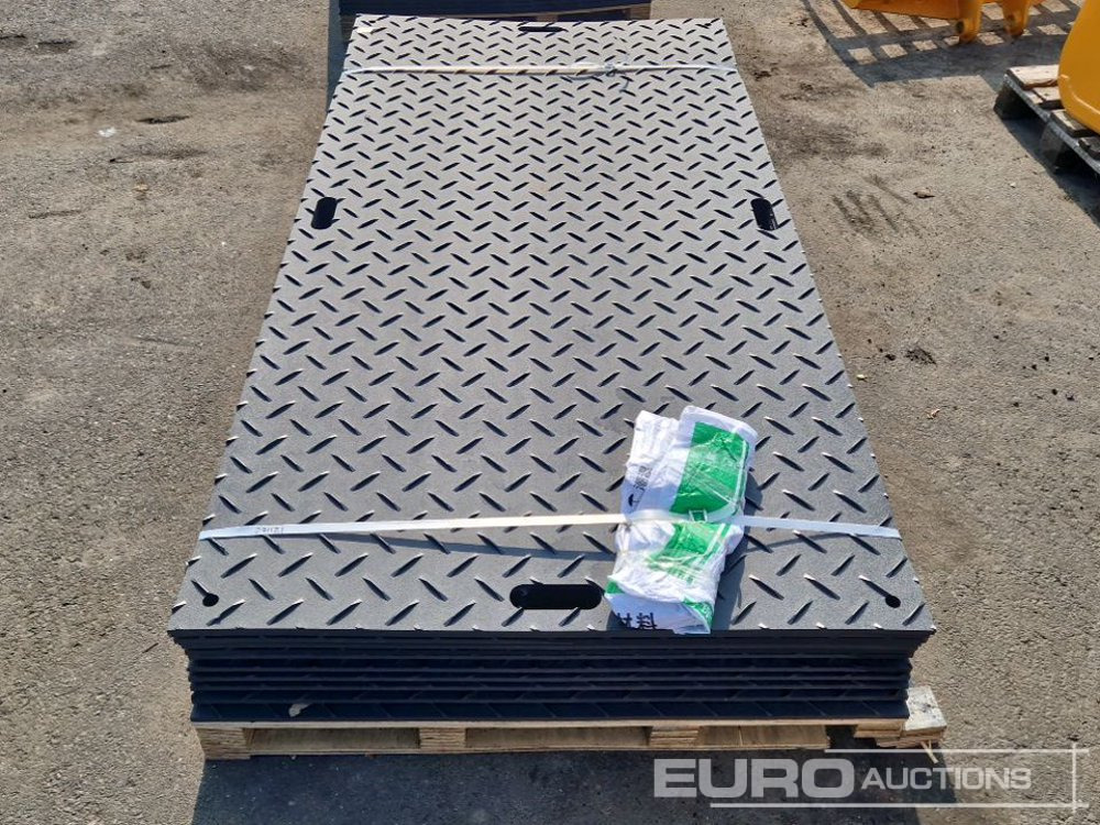 Unused Rubber Floor Protection Matts (12 of) - Szerszám/ Felszerelés: 5 kép. Unused Rubber Floor Protection Matts (12 of) - Szerszám/ Felszerelés: 5 kép.