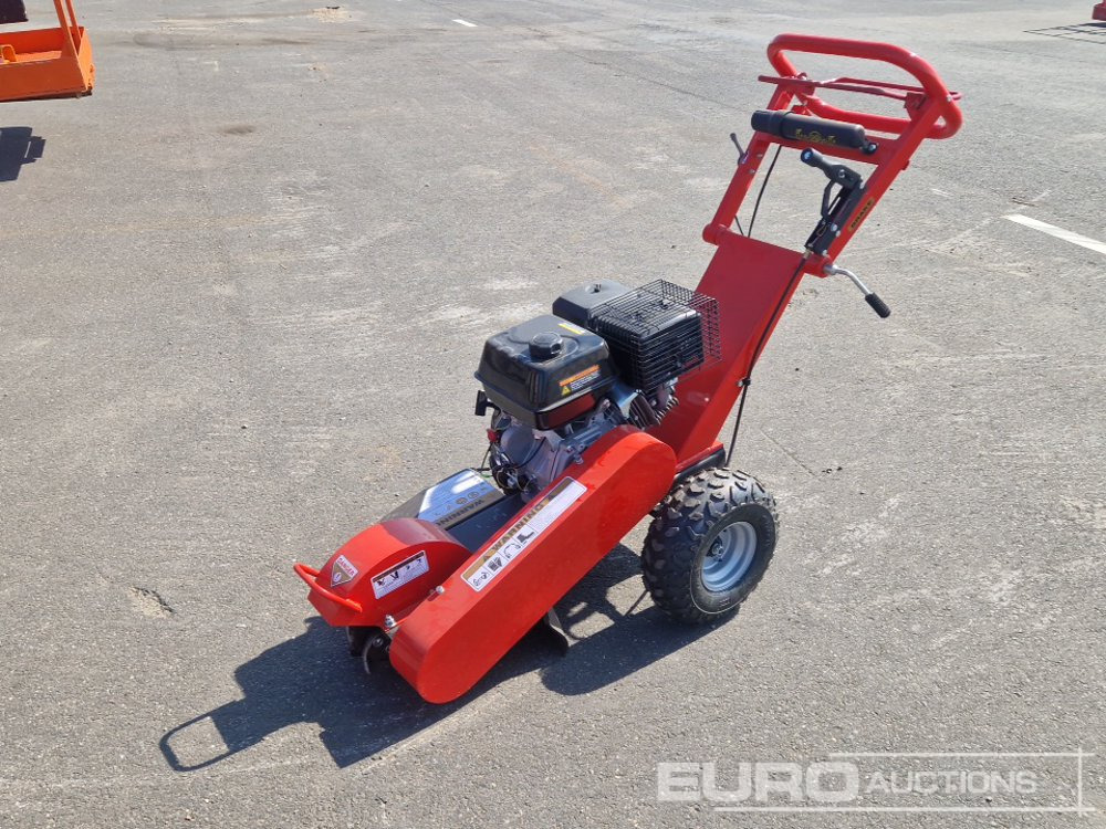 Unused Walk Behind Stump Grinder - Erdészeti aprító: 1 kép. Unused Walk Behind Stump Grinder - Erdészeti aprító: 1 kép.