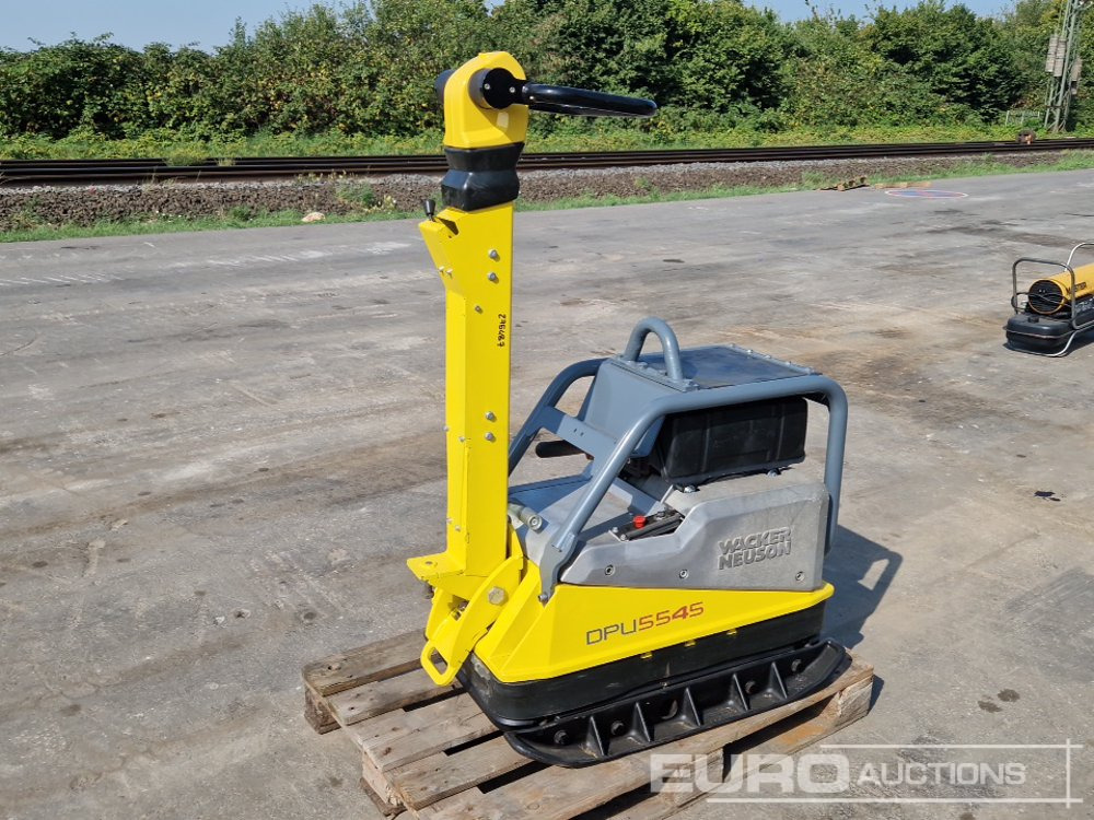 Wacker Neuson DPU5545 - Aszfaltozó gép: 1 kép. Wacker Neuson DPU5545 - Aszfaltozó gép: 1 kép.