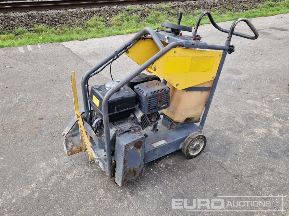 Walk Behind Asphalt Saw - Aszfaltozó gép: 1 kép. Walk Behind Asphalt Saw - Aszfaltozó gép: 1 kép.