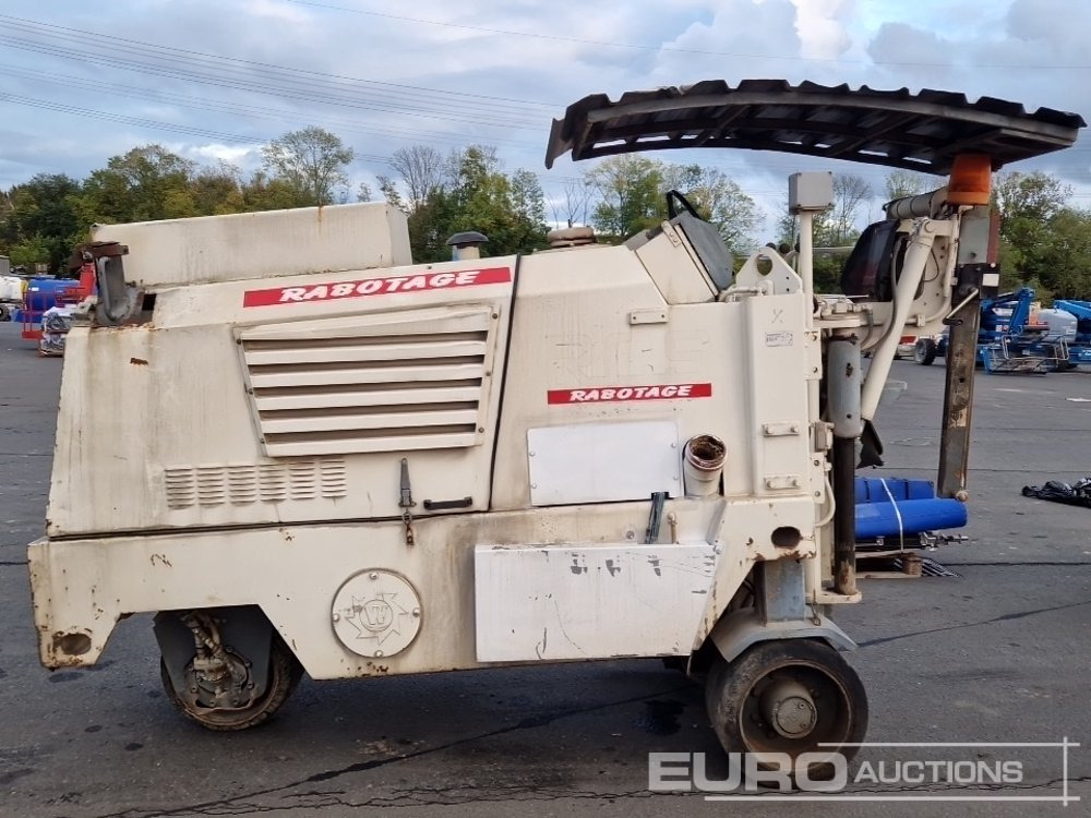 Wirtgen W500 - Aszfaltmaró: 2 kép. Wirtgen W500 - Aszfaltmaró: 2 kép.