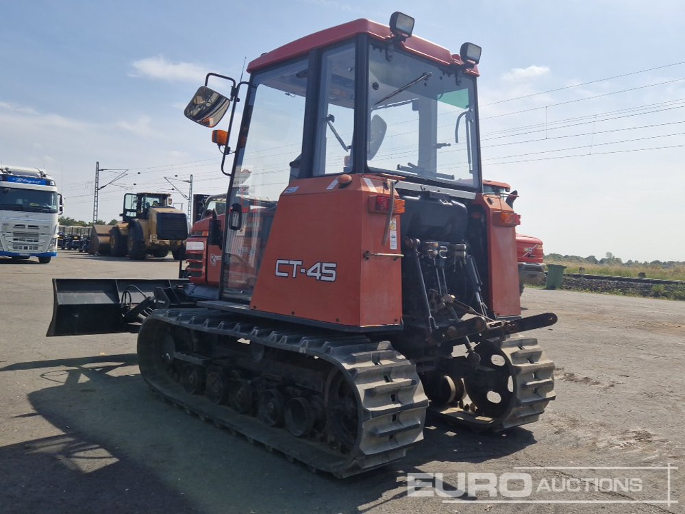 Yanmar CT-45 - Traktor: 3 kép. Yanmar CT-45 - Traktor: 3 kép.