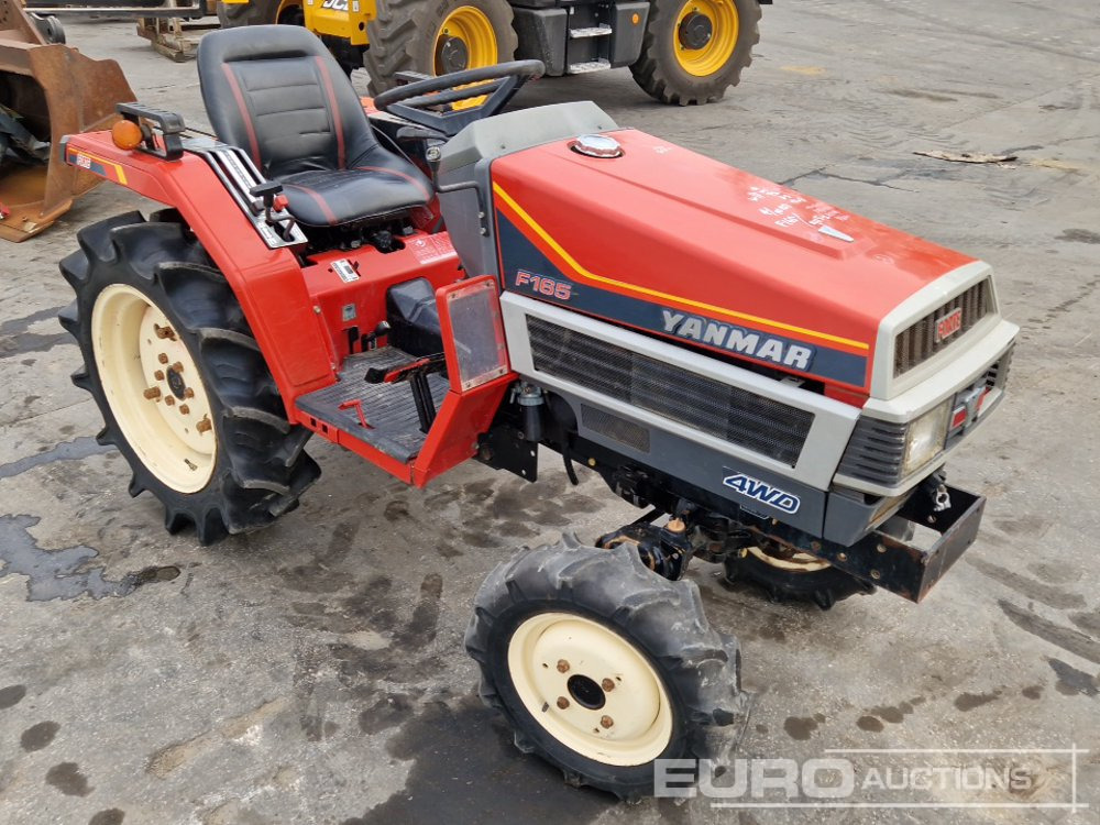 Kistraktor Yanmar F165D: 7 kép.
