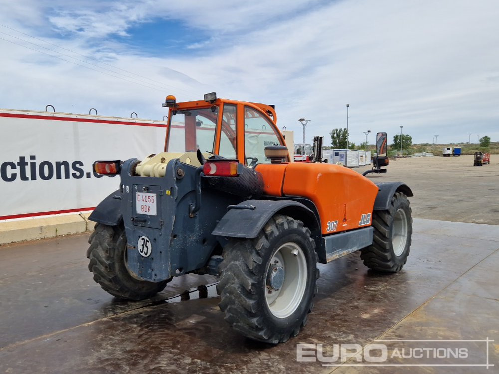 2005 JLG 307 - Teleszkópos rakodó: 5 kép. 2005 JLG 307 - Teleszkópos rakodó: 5 kép.