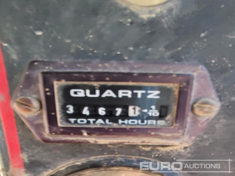 2006 Gehl SL4240 - Mini homlokrakodó: 5 kép. 2006 Gehl SL4240 - Mini homlokrakodó: 5 kép.