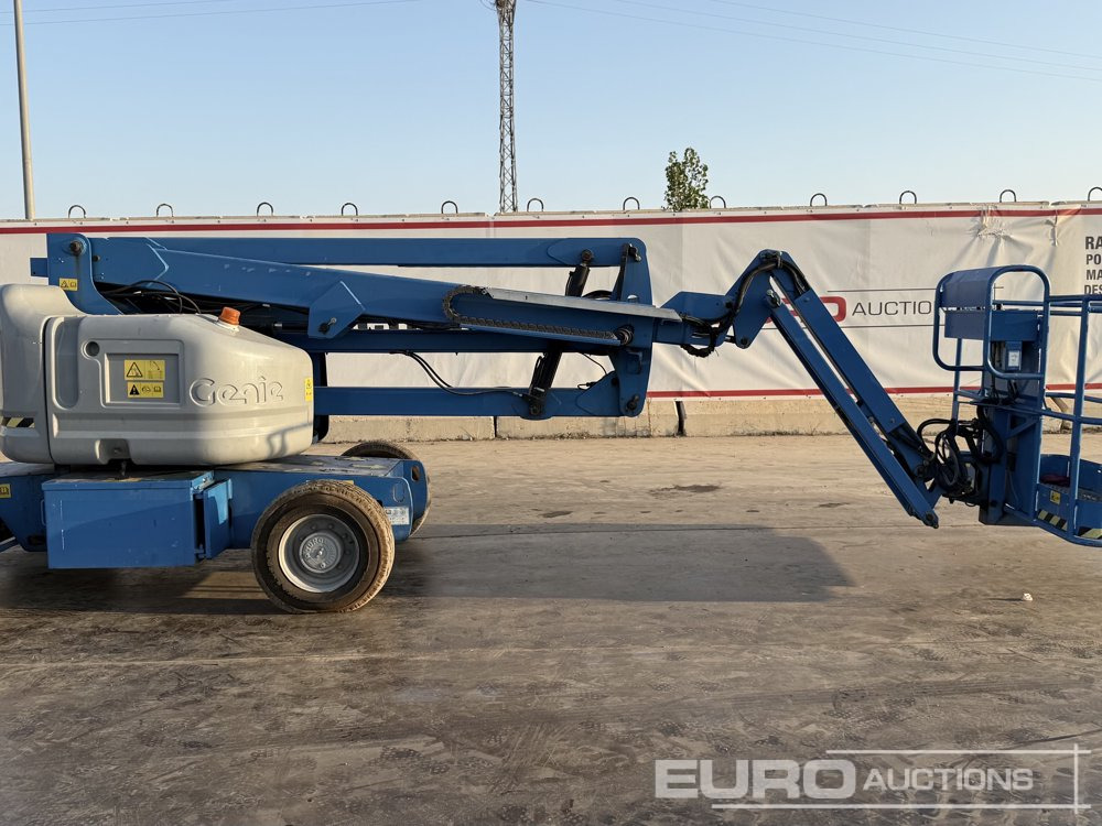2007 Genie Z45-25 - Emelő: 2 kép. 2007 Genie Z45-25 - Emelő: 2 kép.
