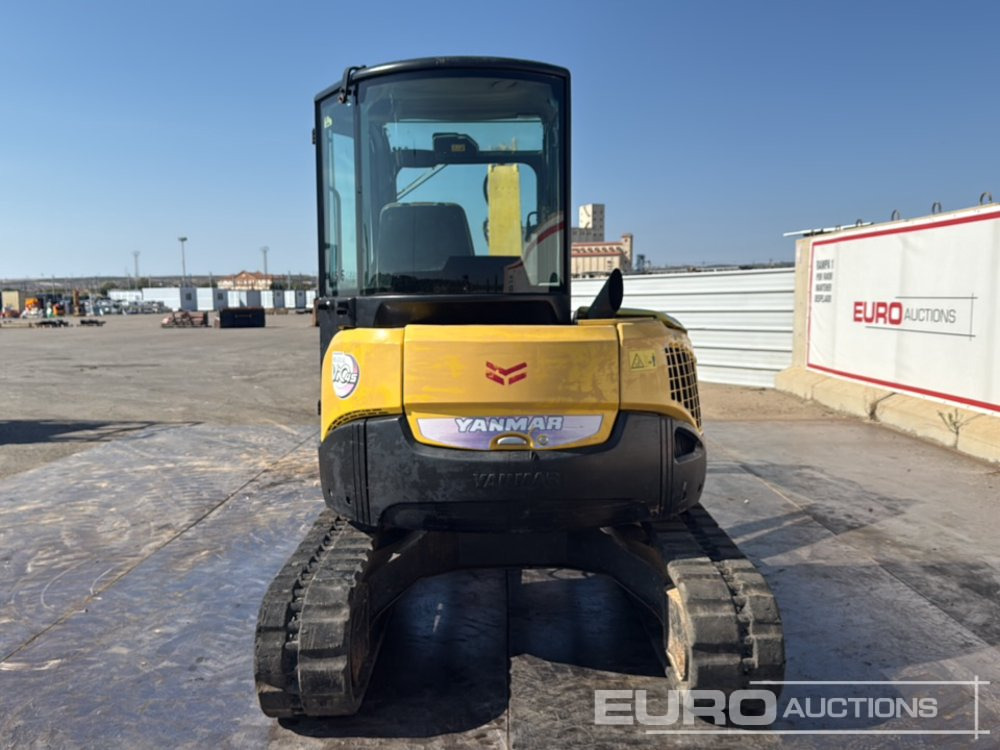 2009 Yanmar ViO45 - Minikotró: 4 kép. 2009 Yanmar ViO45 - Minikotró: 4 kép.