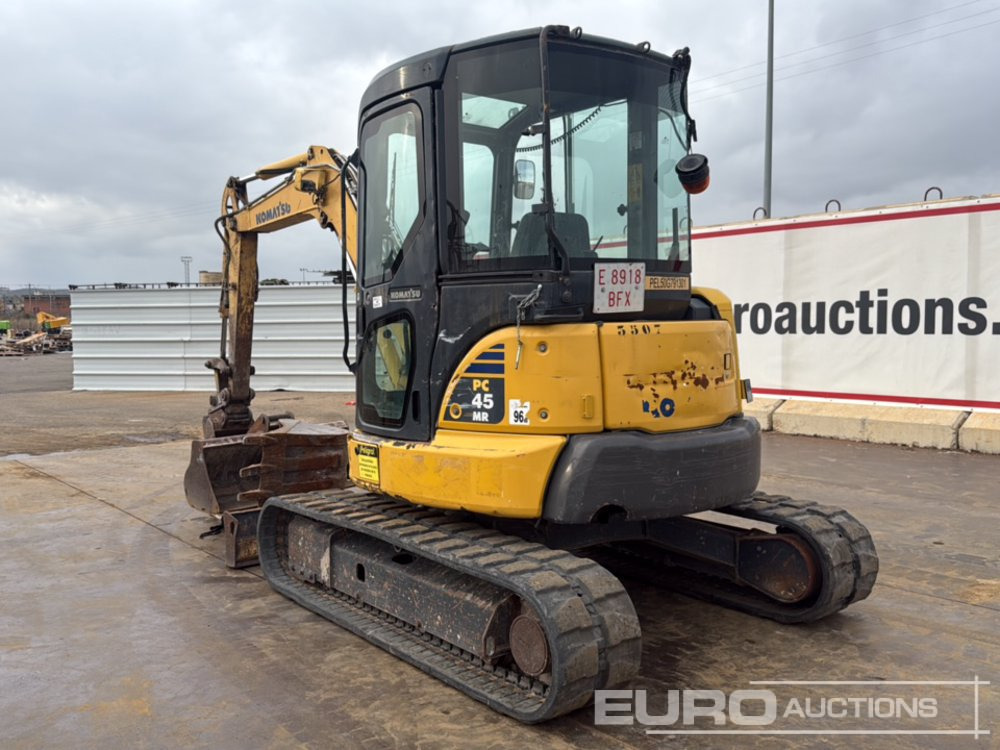 2010 Komatsu PC45MR-3 - Minikotró: 3 kép. 2010 Komatsu PC45MR-3 - Minikotró: 3 kép.