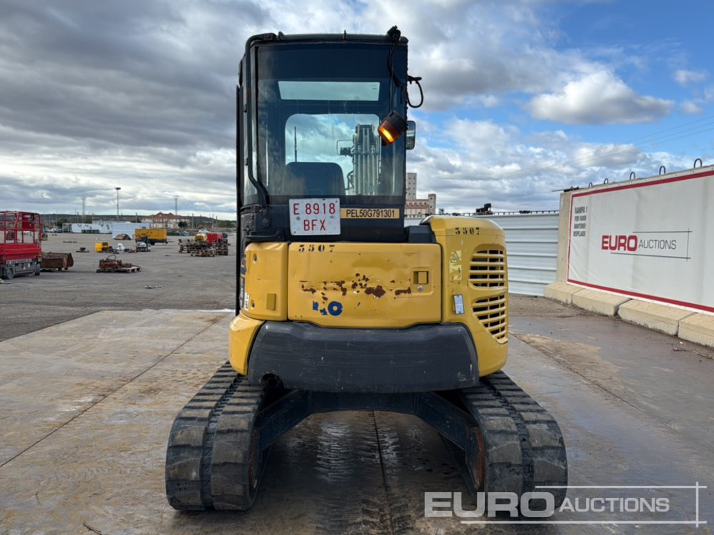 2010 Komatsu PC45MR-3 - Minikotró: 4 kép. 2010 Komatsu PC45MR-3 - Minikotró: 4 kép.