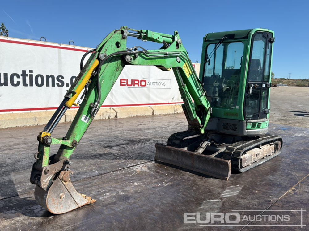 2011 Yanmar ViO33-U - Minikotró: 1 kép. 2011 Yanmar ViO33-U - Minikotró: 1 kép.