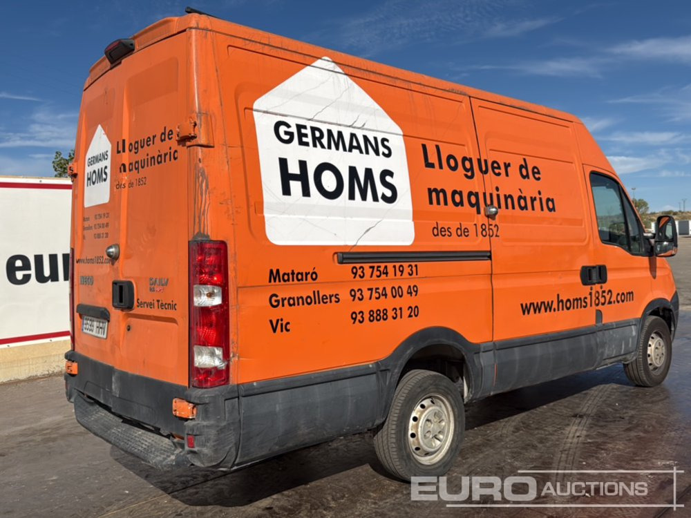 2012 Iveco Daily 35 S14 - Furgon: 5 kép. 2012 Iveco Daily 35 S14 - Furgon: 5 kép.