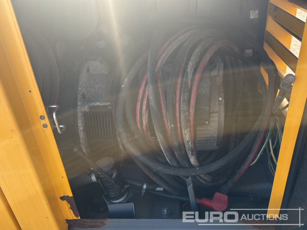2014 Atlas Copco QAS14 - Áramfejlesztő: 5 kép. 2014 Atlas Copco QAS14 - Áramfejlesztő: 5 kép.