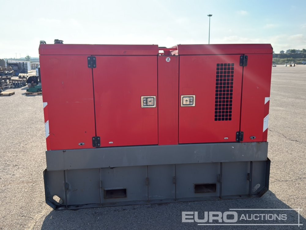 2016 Atlas Copco QAS 60 - Áramfejlesztő: 5 kép. 2016 Atlas Copco QAS 60 - Áramfejlesztő: 5 kép.