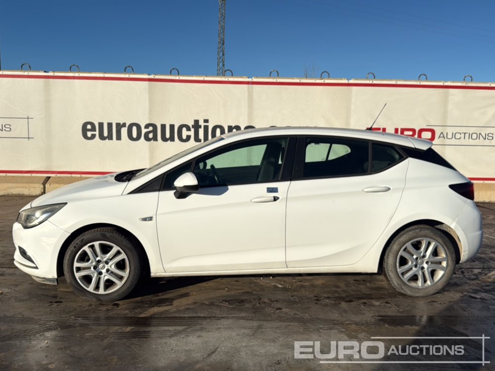 2016 Opel Astra - Autó: 2 kép. 2016 Opel Astra - Autó: 2 kép.