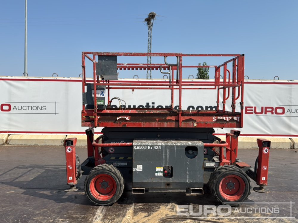2016 SkyJack SJ6832RT - Emelő: 2 kép. 2016 SkyJack SJ6832RT - Emelő: 2 kép.