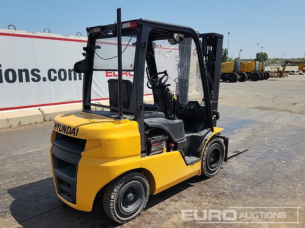 2018 Hyundai 25D-9E - Villás targonca: 5 kép. 2018 Hyundai 25D-9E - Villás targonca: 5 kép.