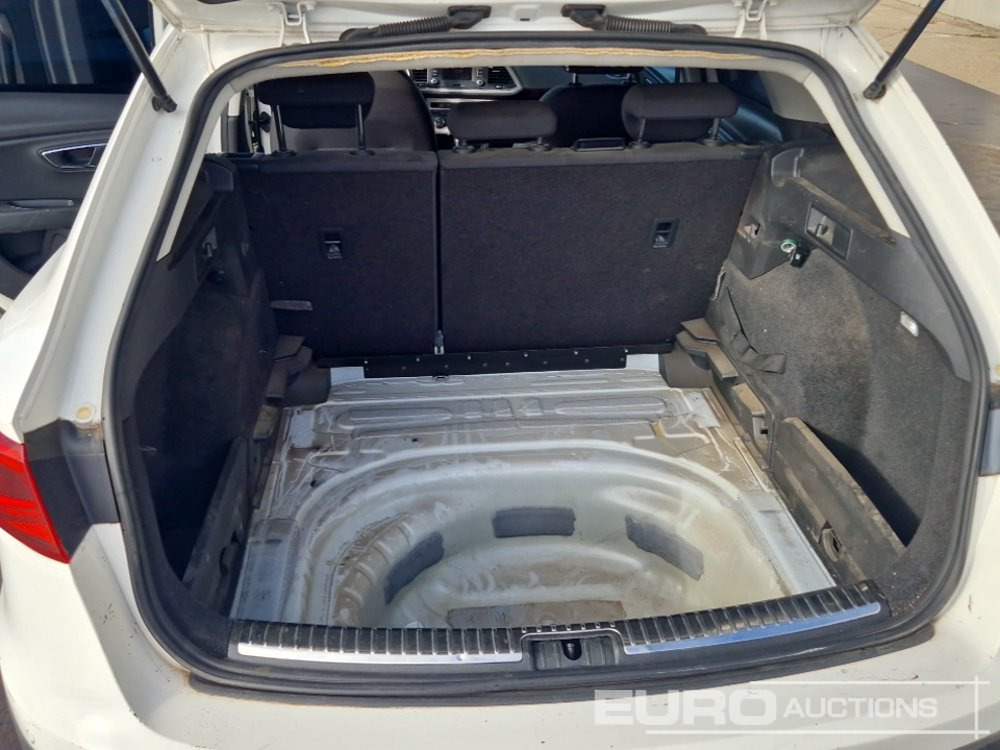 Autó 2018 Seat LEON XPERIENCE: 24 kép.