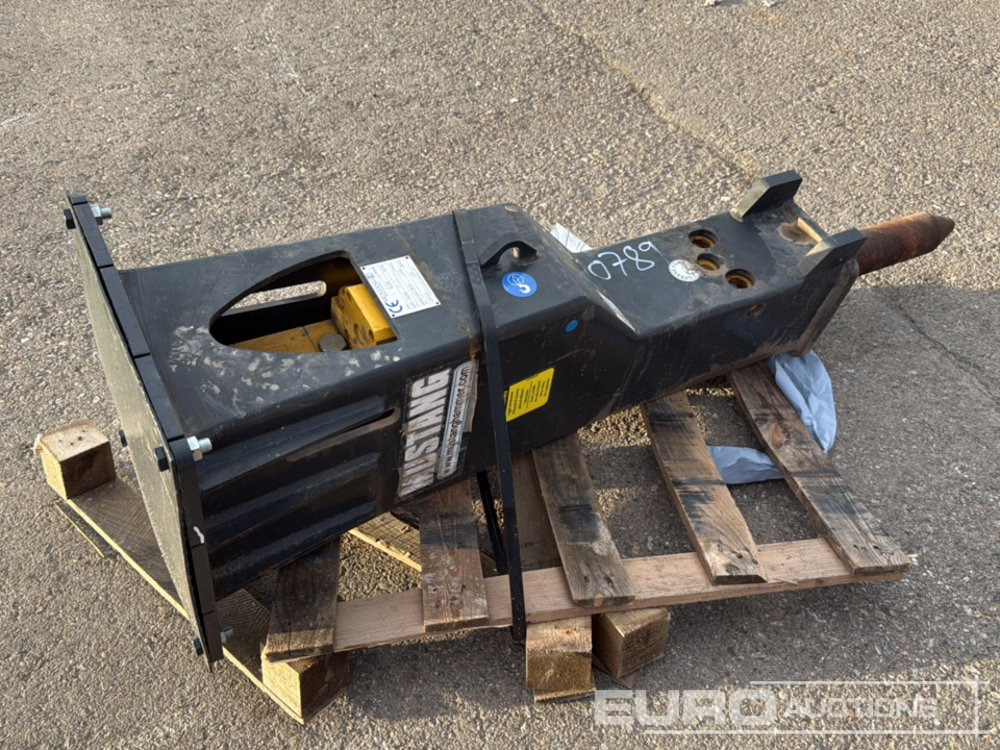 2021 Mustang HM500 - Hidraulikus törőfej: 1 kép. 2021 Mustang HM500 - Hidraulikus törőfej: 1 kép.