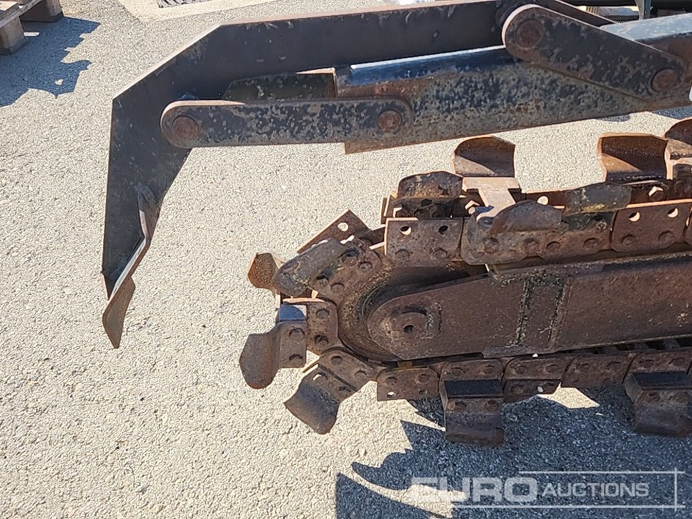 Trencher to suit JCB / Zanjadora para JCB - Adapterek - Építőipari gépek: 5 kép. Trencher to suit JCB / Zanjadora para JCB - Adapterek - Építőipari gépek: 5 kép.