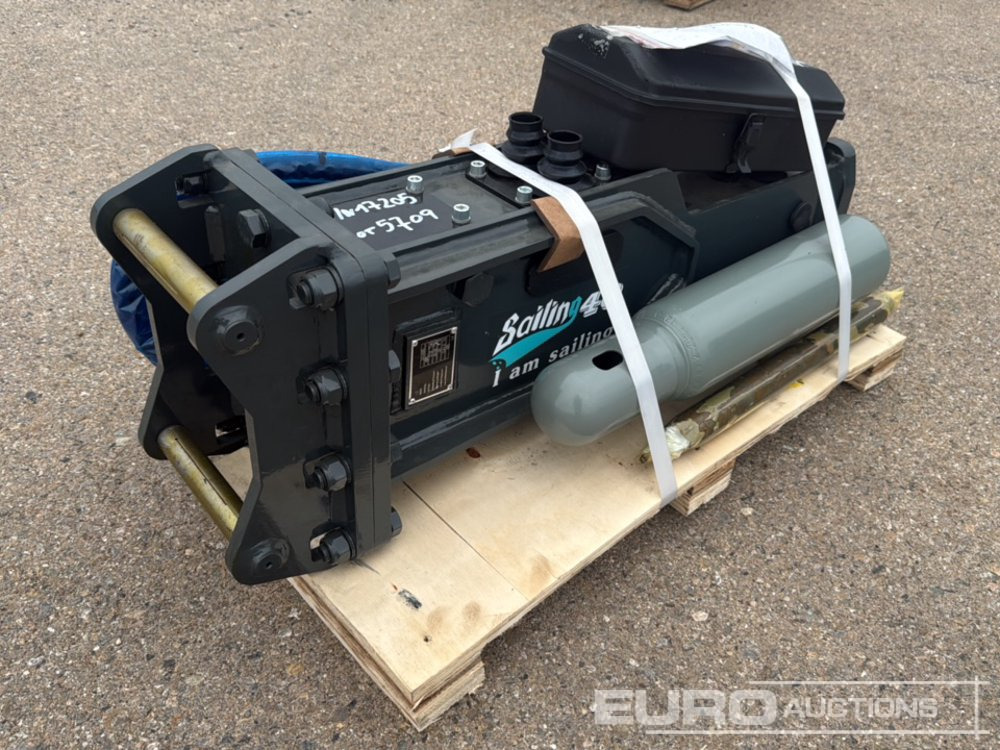 Unused Sailing 40 - Adapterek - Kotrógép: 1 kép. Unused Sailing 40 - Adapterek - Kotrógép: 1 kép.