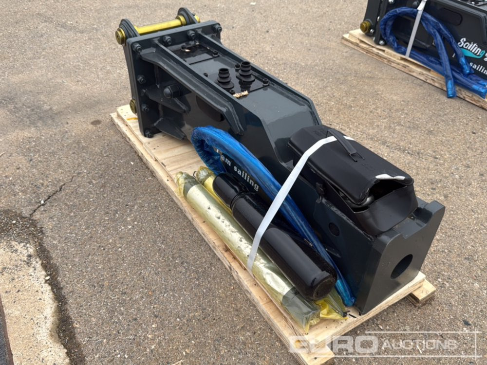 Unused Sailing 75 - Adapterek - Kotrógép: 2 kép. Unused Sailing 75 - Adapterek - Kotrógép: 2 kép.