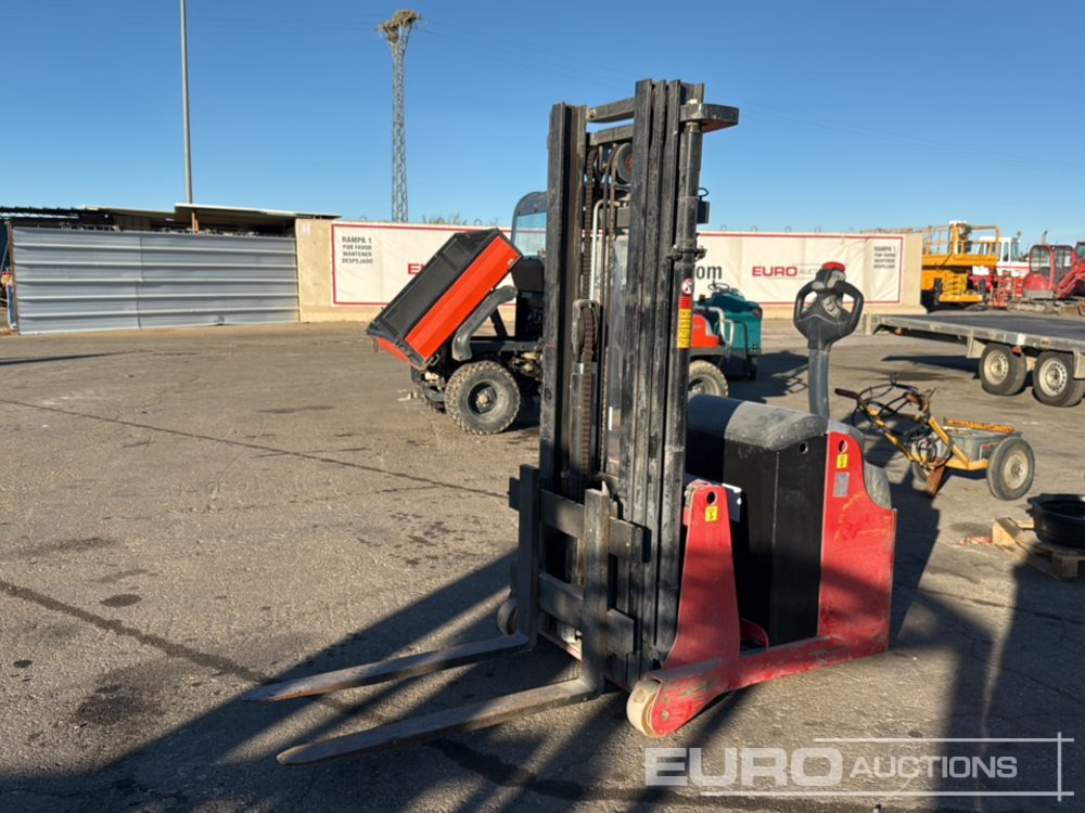 2016 Manitou ES 507GPF-TLL42 - Anyagmozgató gép: 2 kép. 2016 Manitou ES 507GPF-TLL42 - Anyagmozgató gép: 2 kép.