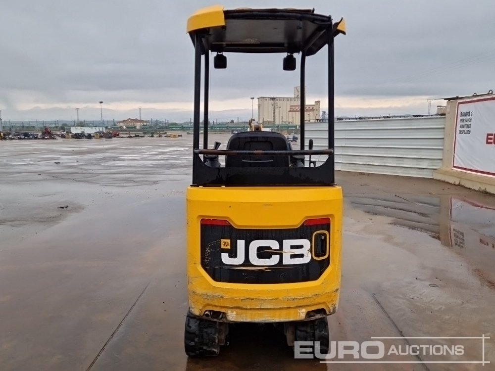 JCB 16C-1 - Minikotró: 4 kép. JCB 16C-1 - Minikotró: 4 kép.