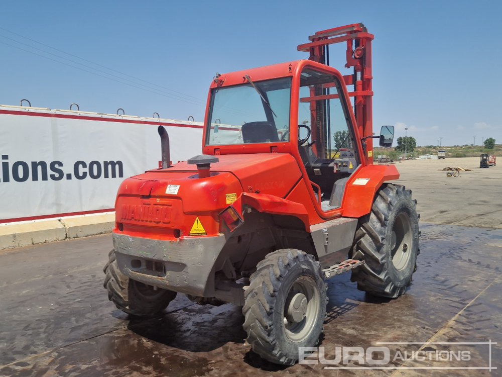 Manitou M26-4 - Terepjáró képességű targoncá: 5 kép. Manitou M26-4 - Terepjáró képességű targoncá: 5 kép.